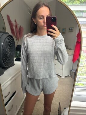 Light Gray Waffle Knit Loungewear Set - Top & Shorts